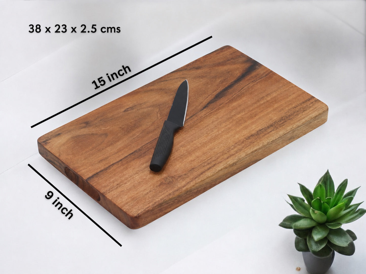 Woodmint — Aiden Large and Thick Single Block Acacia Wood Chopping Board — Image 4