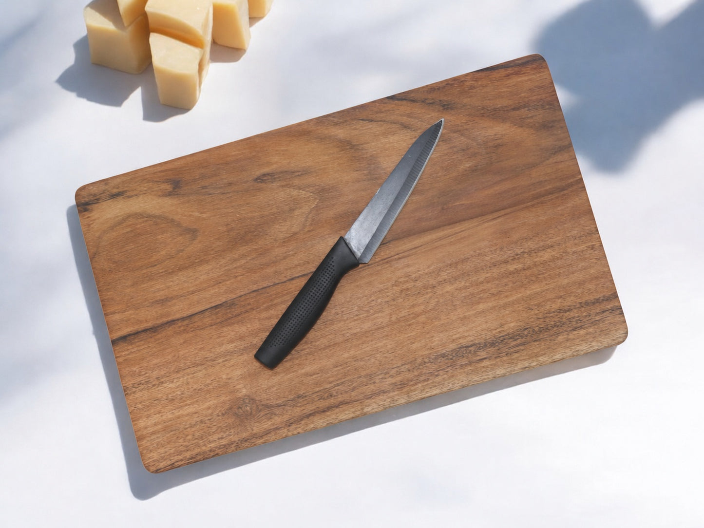 Woodmint — Aiden Large and Thick Single Block Acacia Wood Chopping Board — Image 7