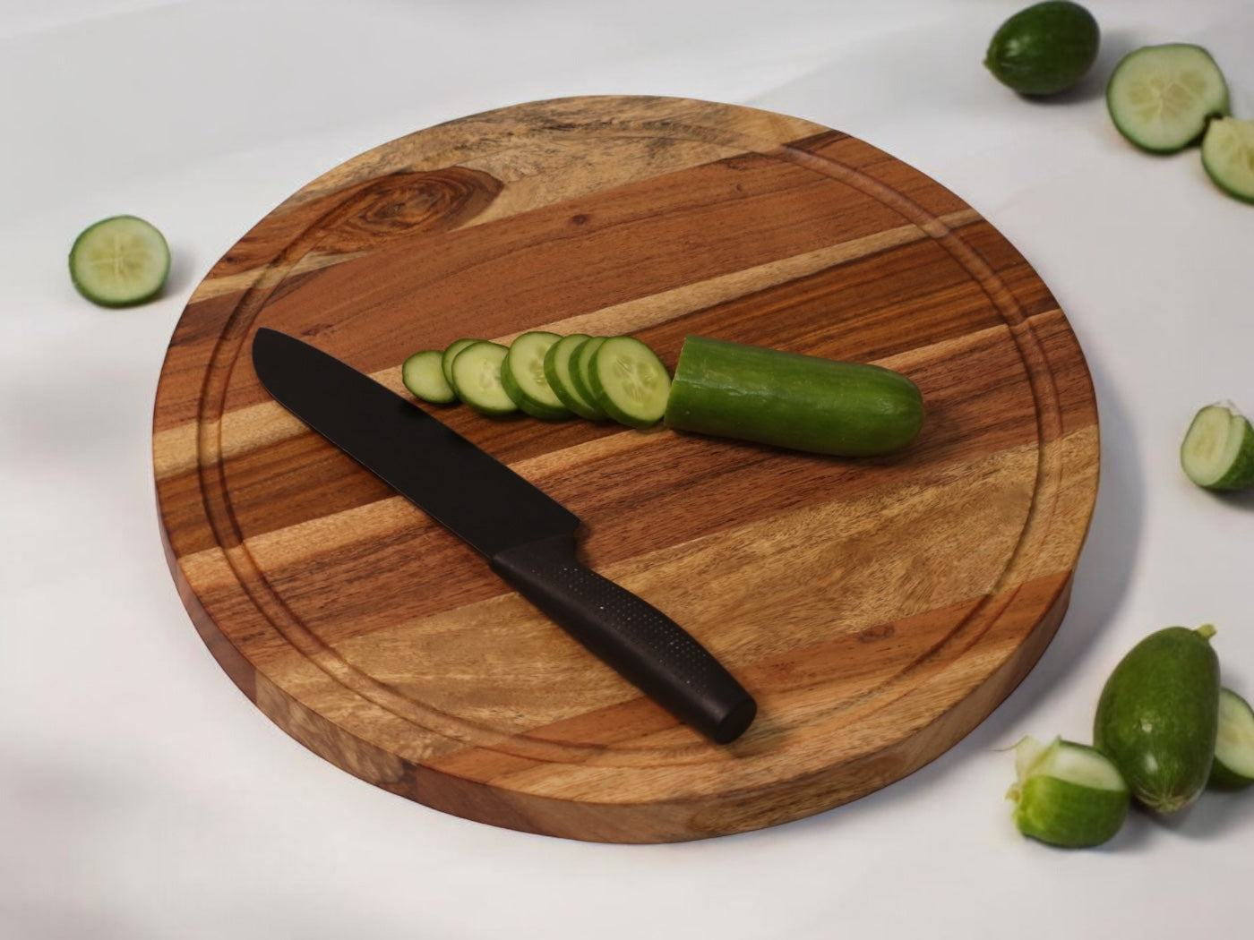 Woodmint — Cierra Round Edge Grain Cutting Board — Image 1