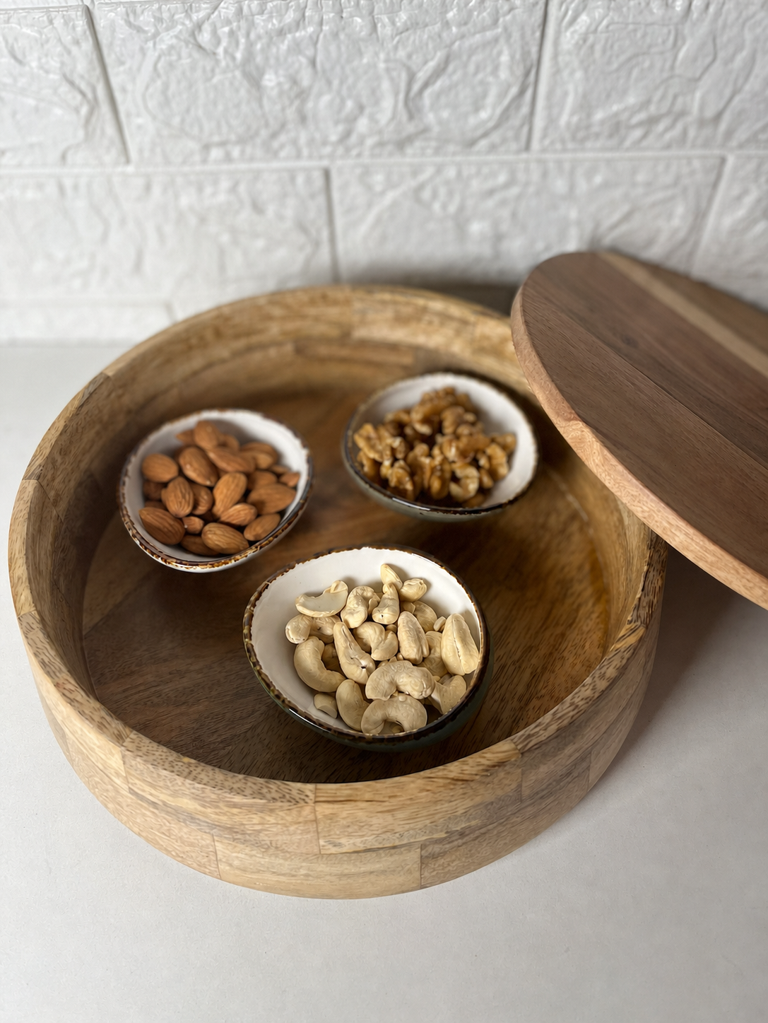 Woodmint — Thalia Wooden Casserole Box — Image 5